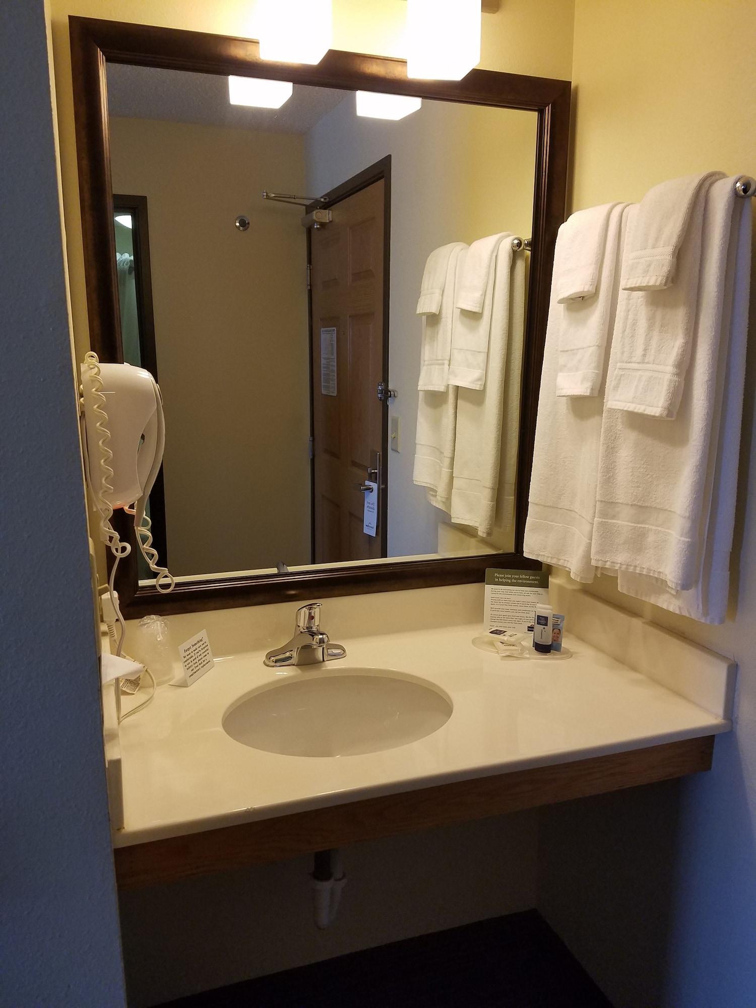 Americinn By Wyndham Rice Lake Zewnętrze zdjęcie